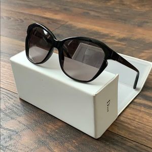 Simply Dior Square 58mm Cat’s Eye Sunglasses